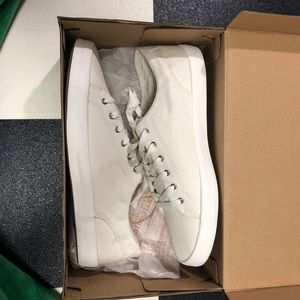 Men’s Sperry sneakers